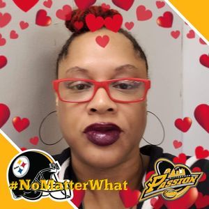 Meet your Posher, Adrienne